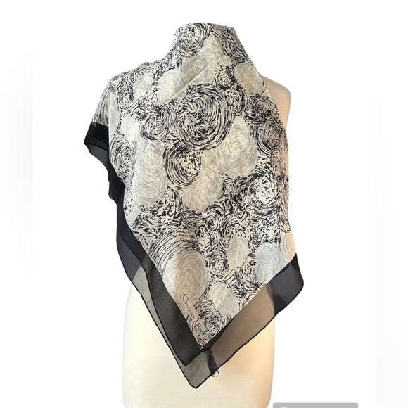 💯 Authentic Christian Dior Silk Scarf - Picture 5 of 7